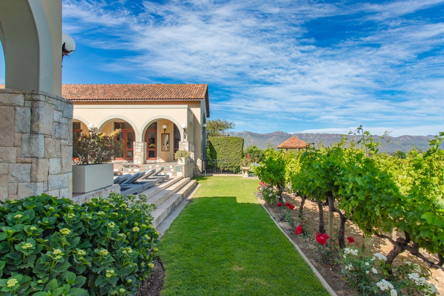 5 Bedroom Property for Sale in Winelands Western Cape